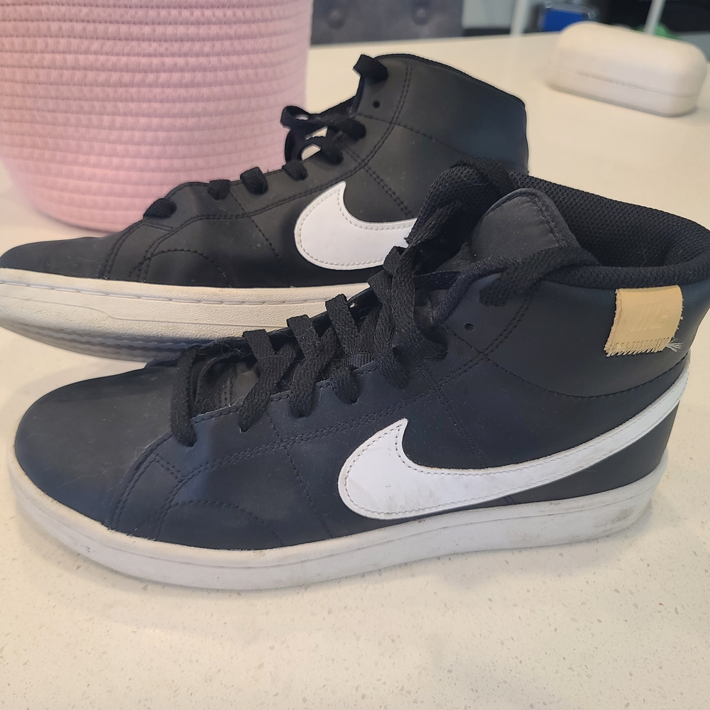 Nike Court Borough Mid Sneakers – Black/White – Size 10